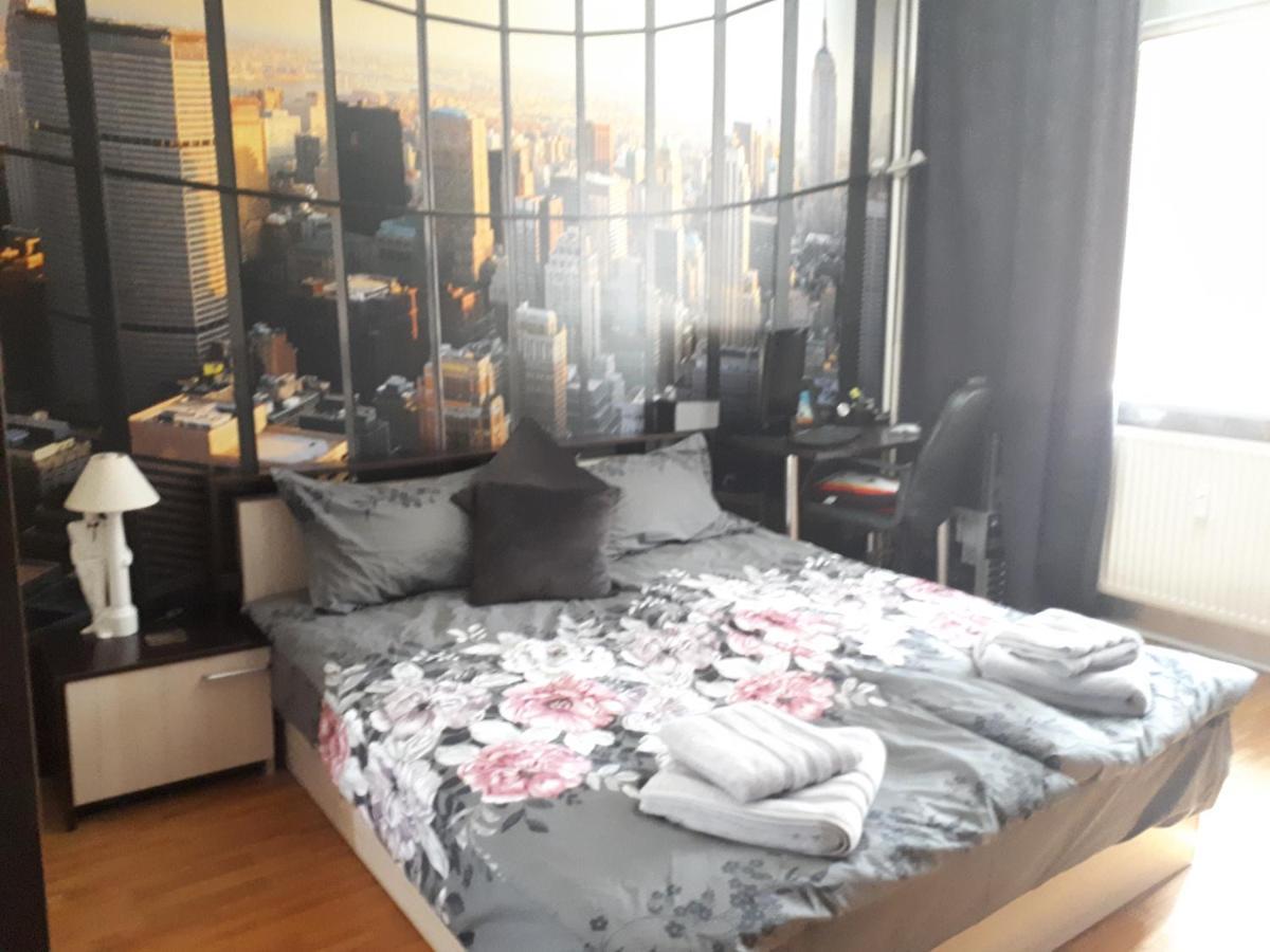 New York - Guest Room Near The Airport, Transport Possibility Sofia Exterior photo